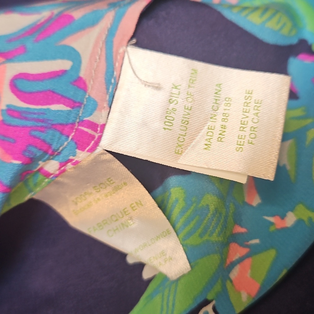 3/$20 Lilly Pulitzer Silk Iona Shell Resort Tank Blouse size M - Picture 7 of 7